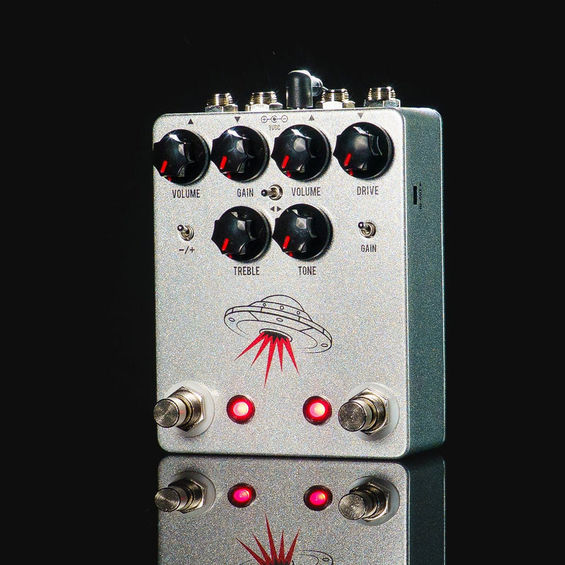 JHS Wanderer dual overdrive in use