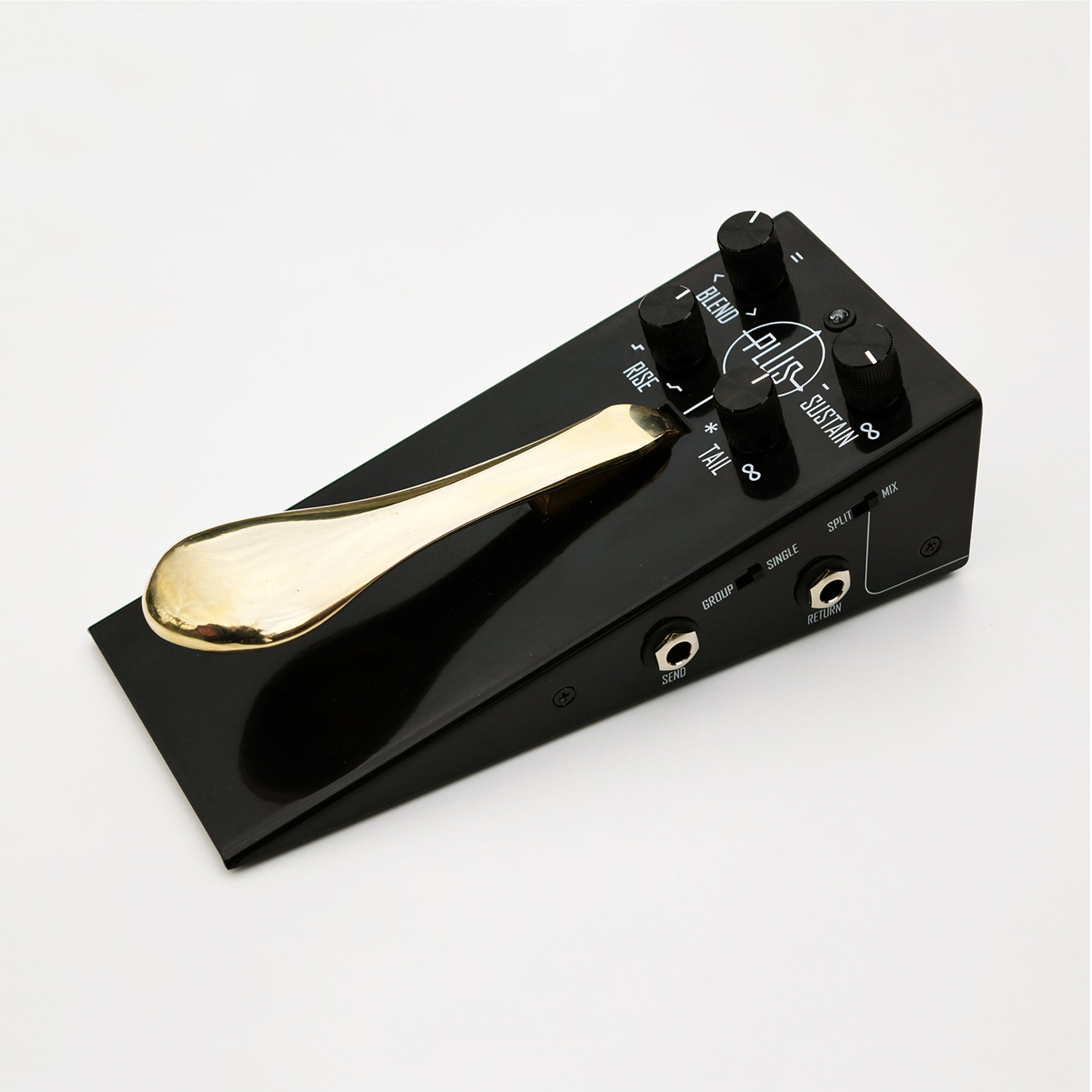 Gamechanger Audio PLUS Pedal w WET Footswitch — Echoinox